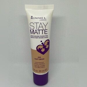 Rimmel London Stay Matte Liquid Mousse Foundation – Soft Beige 200